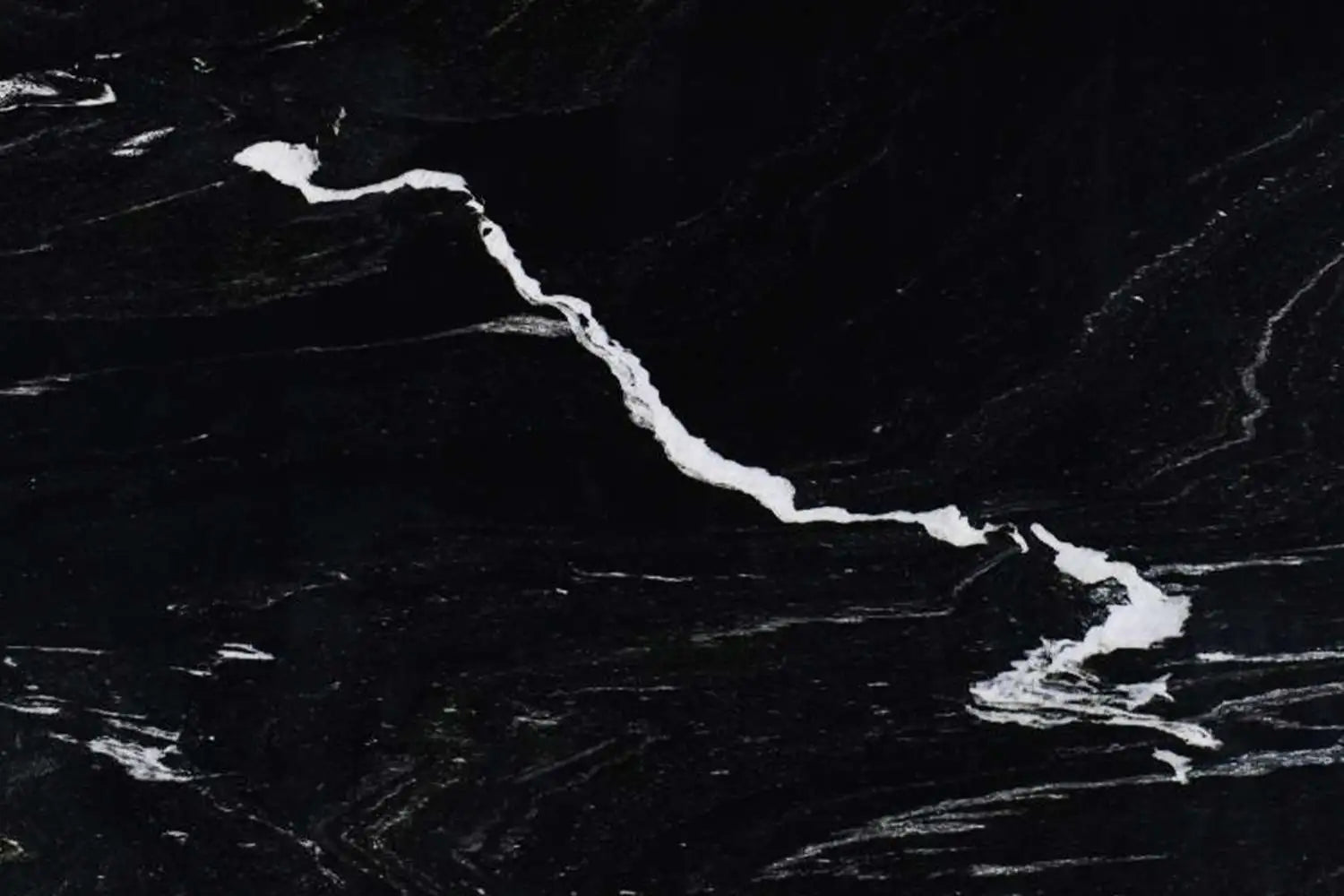 MAKALU