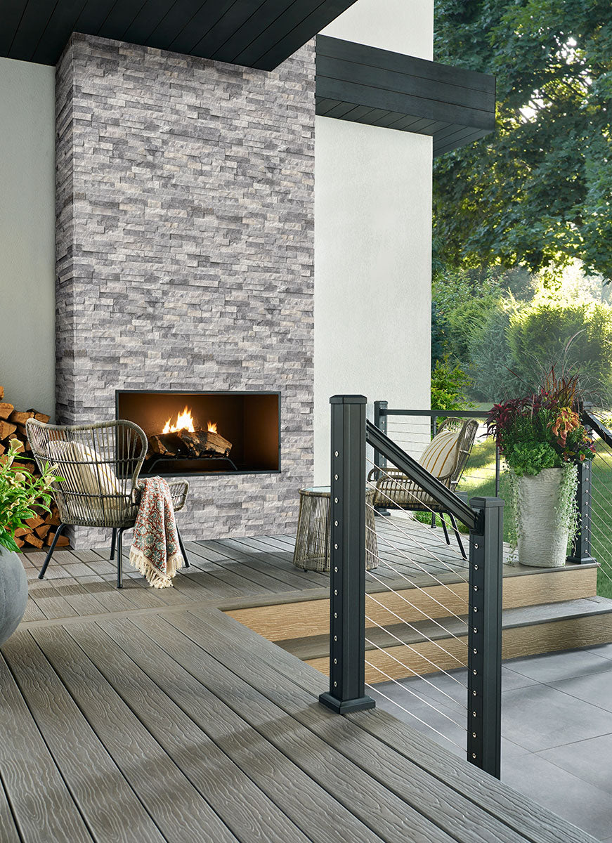 Rockmount Natural-Stone Stacked Stone Corner — installed room view — color Alaska Gray Ledger