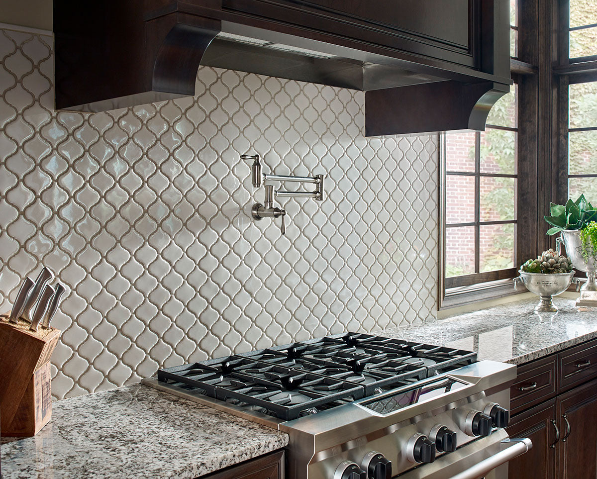Bianco Arabesque Porcelain Mosaic — installed room view