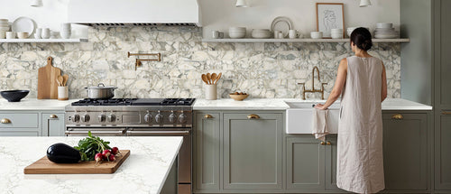 Calacatta Jadira quartz — room scene