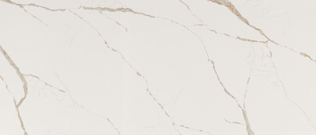 Calacatta Laza Oro quartz — close up