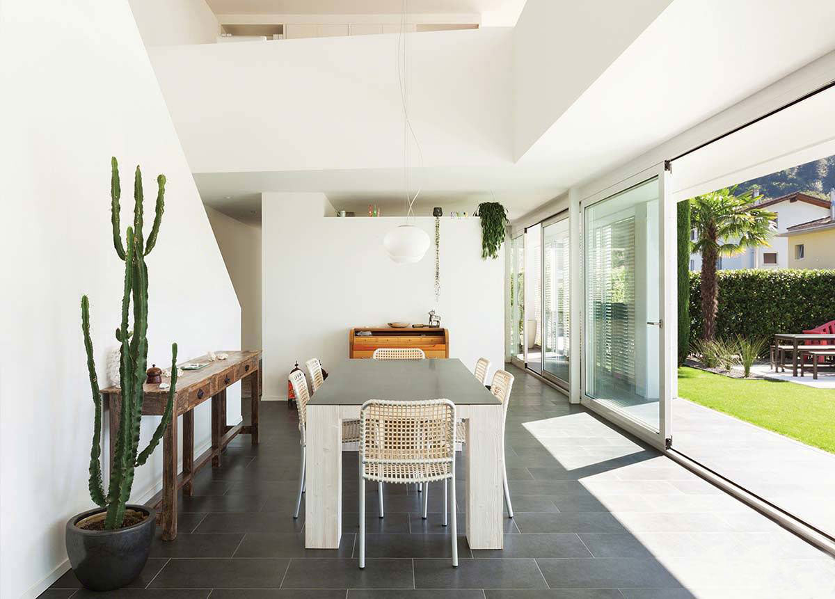 Montauk Black Ashlar Pattern Gauged Slate Tile — installed room view — color Black and charcoal gray